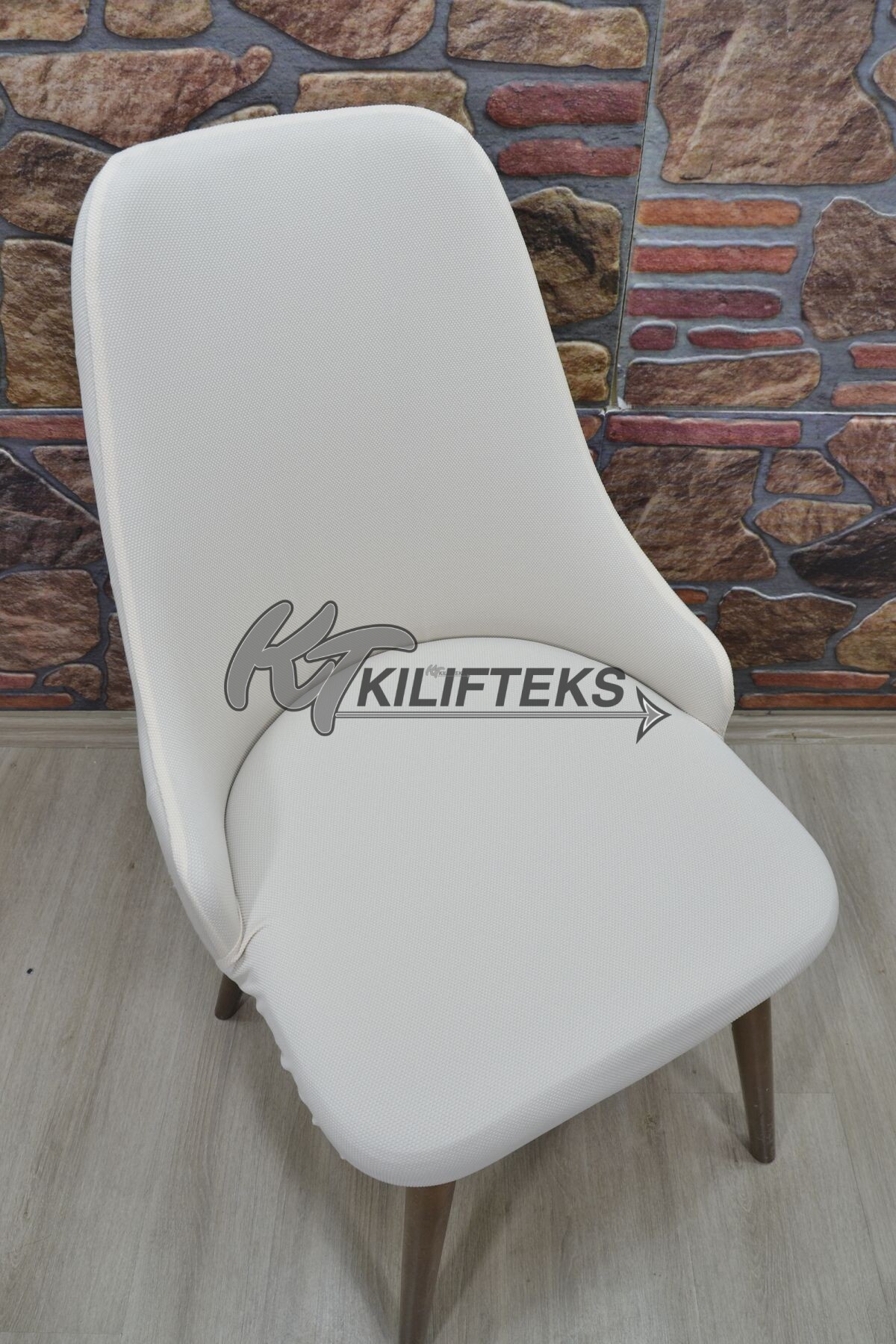 Kollu Sandalye Kılıfı Lakos, Krem