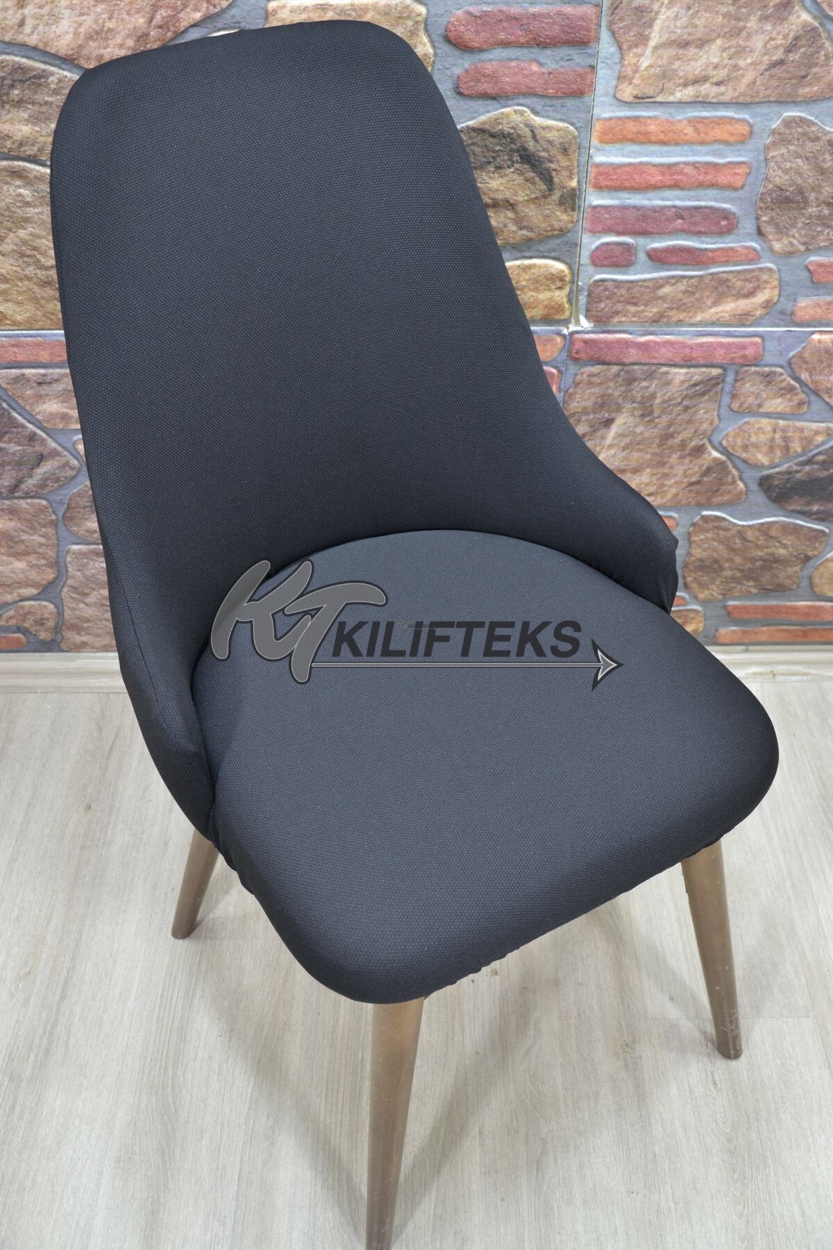 Kollu Sandalye Kılıfı Lakos, Siyah